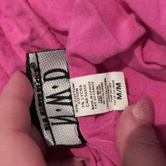 Pink tank top - Picture 3 of 3